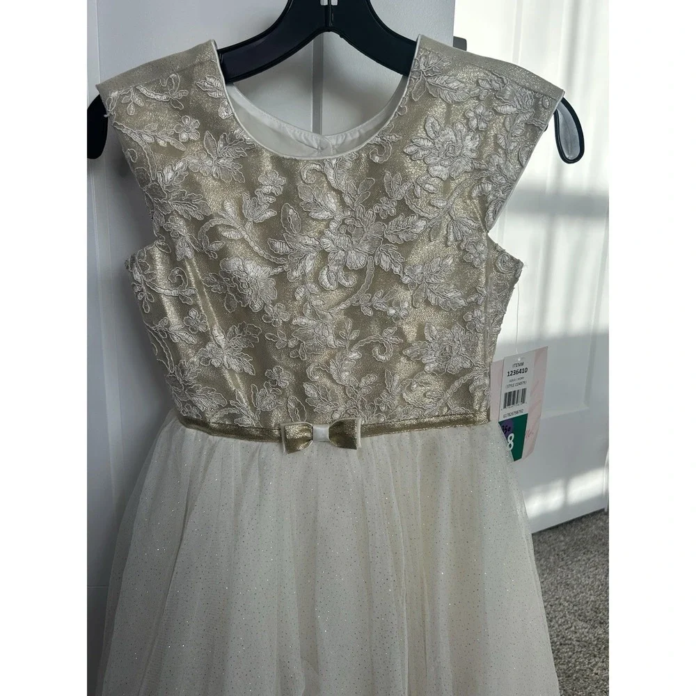 New Jona Michelle‎ Girls Floral Appliqué Metallic  Ruffle Dress size 8 Ivory